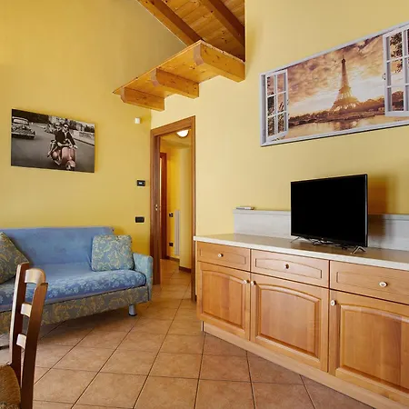 Апартаменты Parigi *